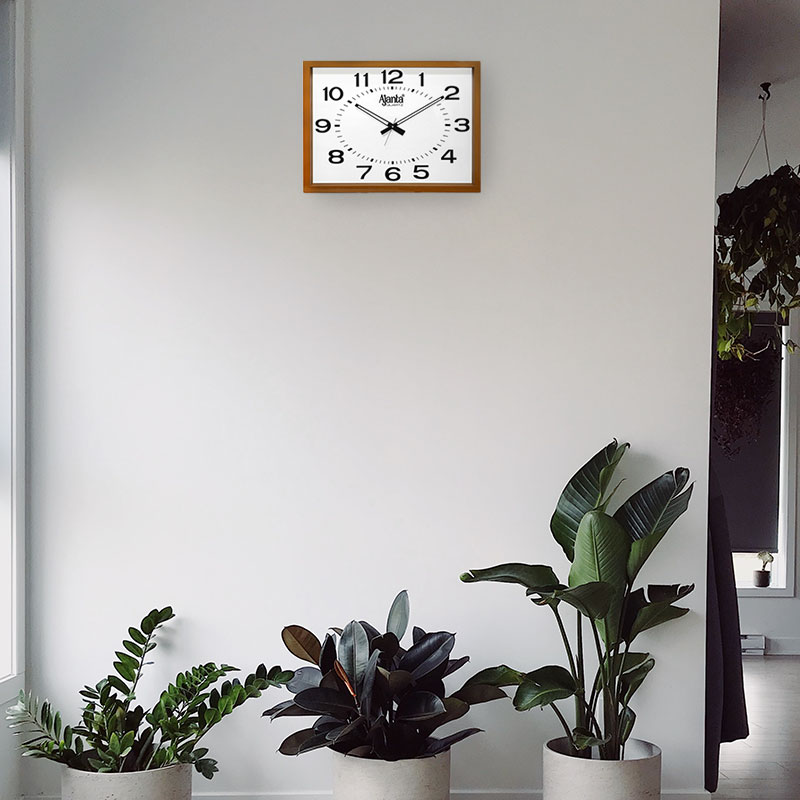 2-Wooden-Office-Wall-Clock146Clear Wooden Office Wall Clock