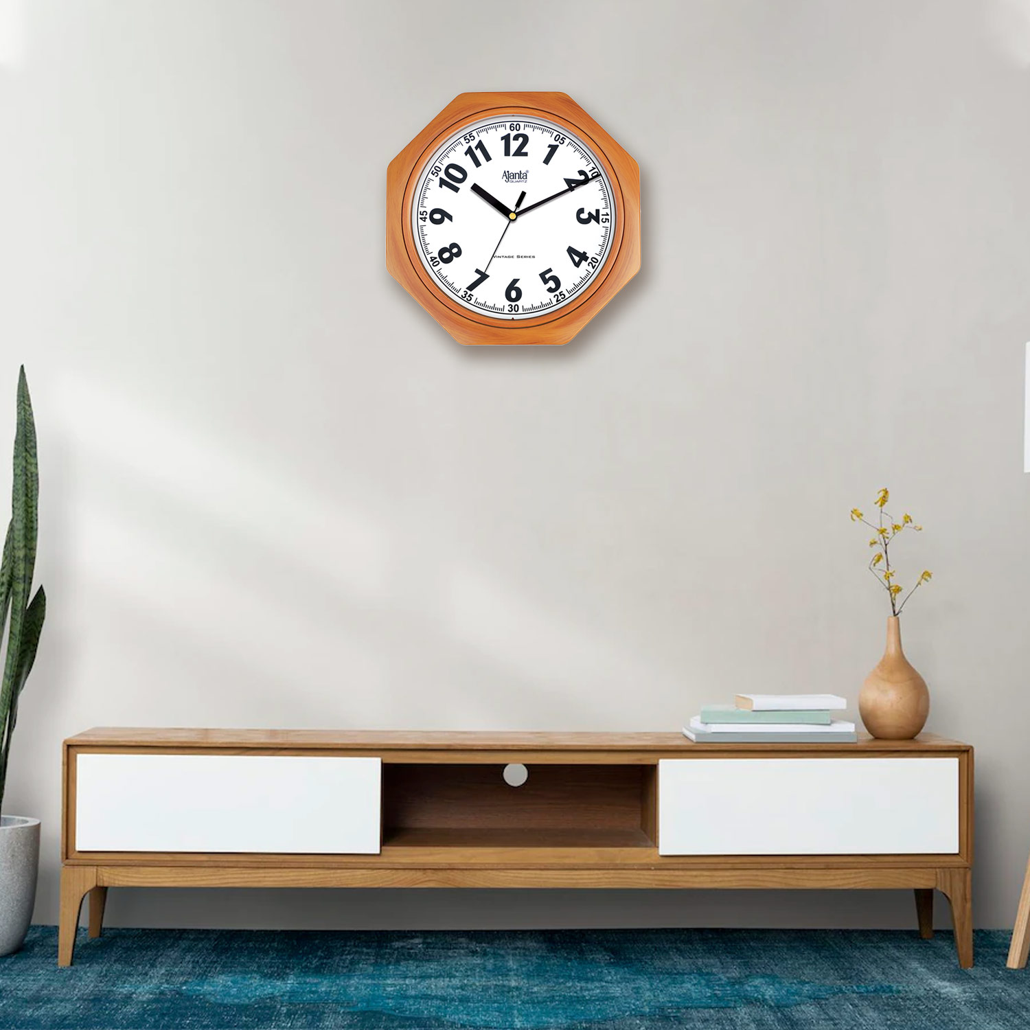 Mapal wood clock