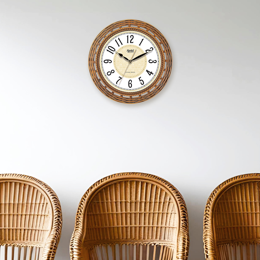 Wall-Clock---Vintage--Clock---8087-Maple-wood_lifestyle