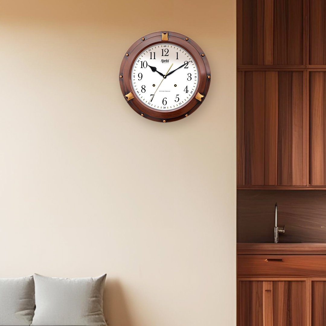 Wall-Clock---Vintage--Clock---9047-White_lifestyle