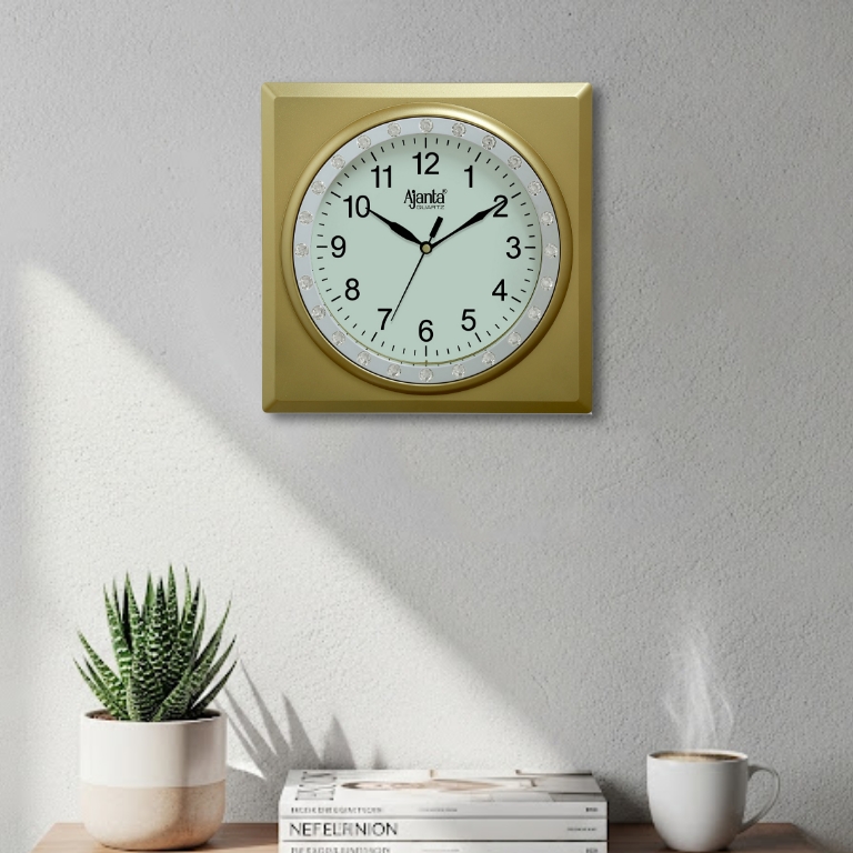 Wall-Clock-Simple-Clock-1977-Golden.jpg